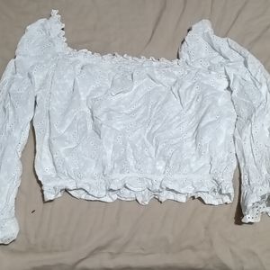 Divided H&M Cropped Long Sleeve w/ Ruffles